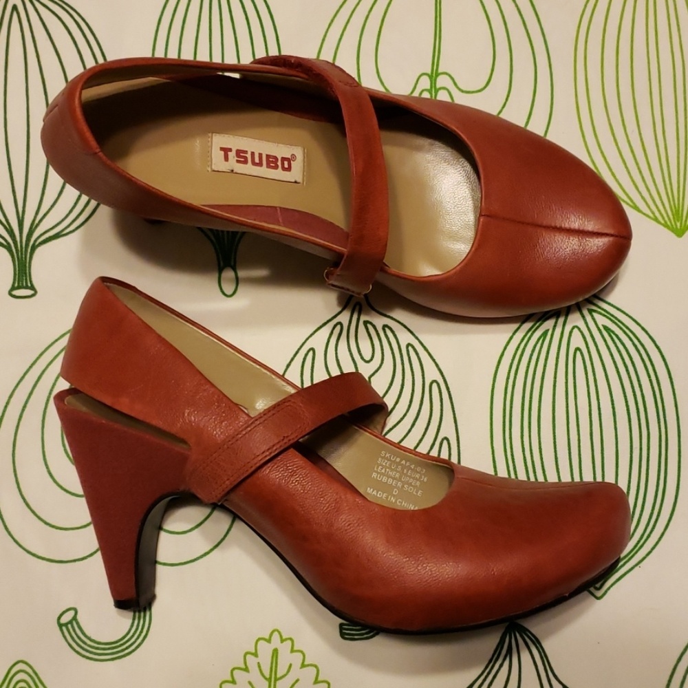 Tsubo Acrea Mary Jane Heels
